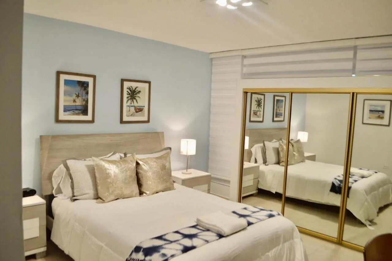 Apartahotel Jr. Condo Apt At Best Beach Hotel San Juan