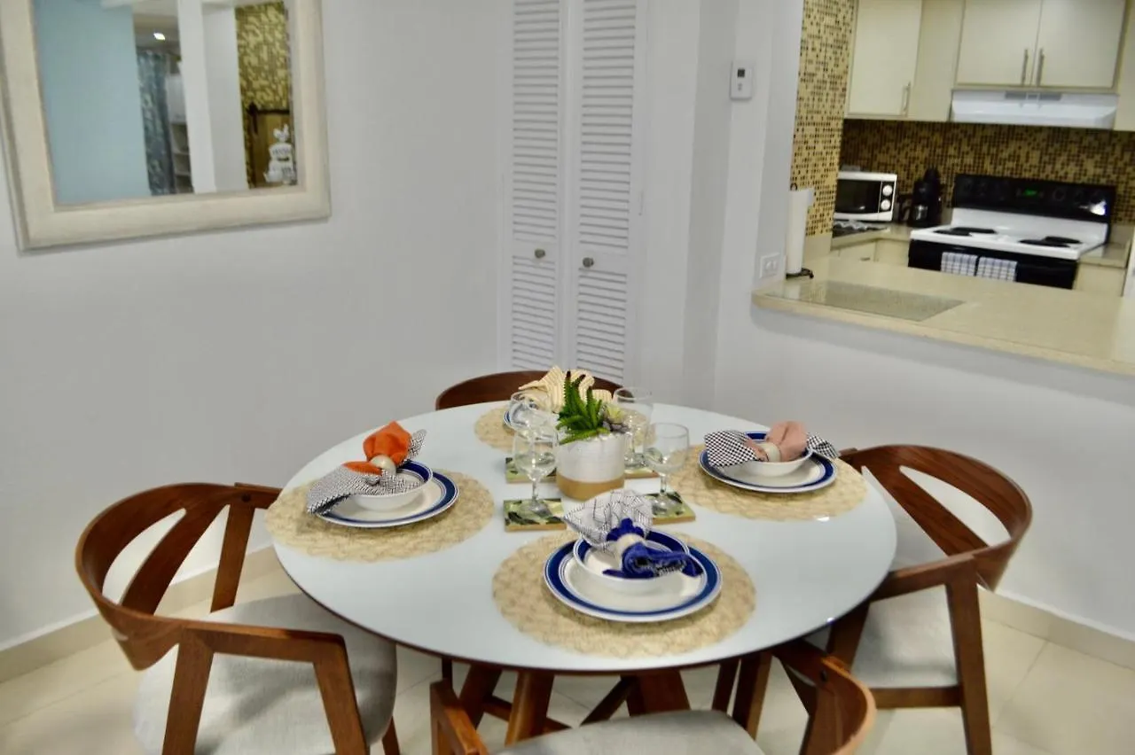 Apartahotel Jr. Condo Apt At Best Beach Hotel San Juan