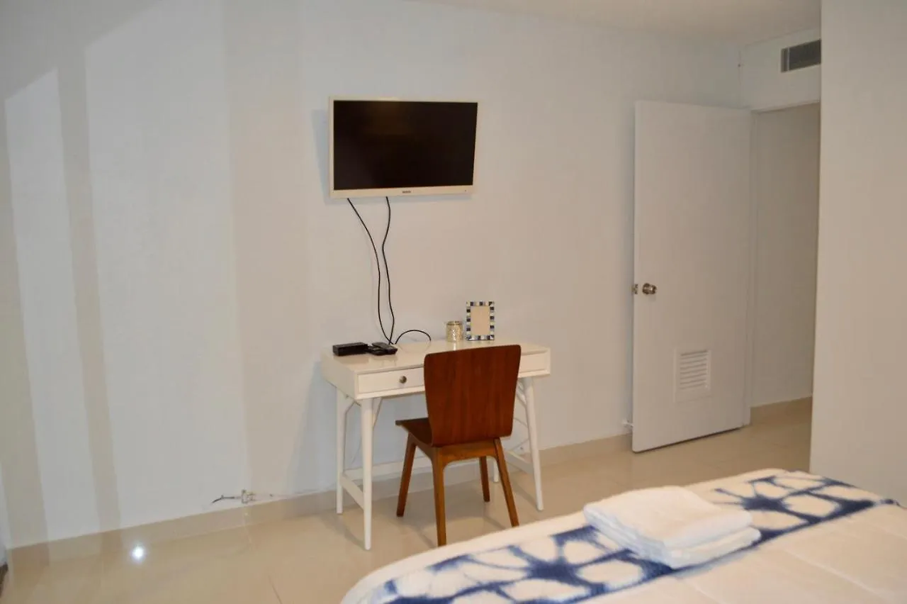 Jr. Condo Apt At Best Beach Hotel San Juan